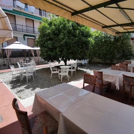 호텔 La Perla 스포토르노