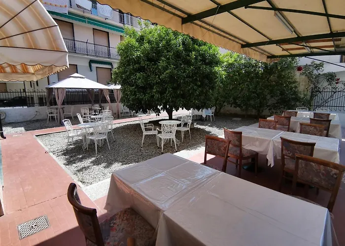 Hotel La Perla Spotorno